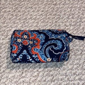 Vera Bradley Pouch
